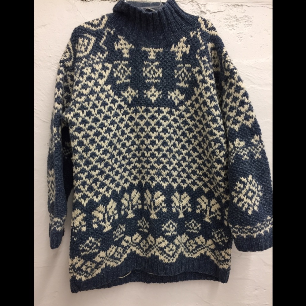 Studio B Knit Sweater/Dress Sz L